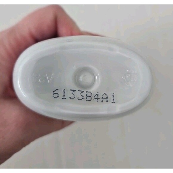 Bath & Body Works FREESIA Body Lotion Moisture 8 oz Collection Retired - Picture 2 of 5